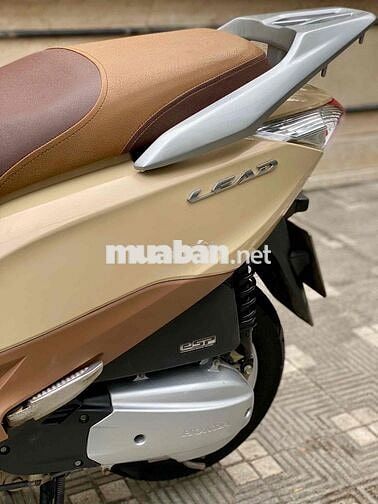 Honda Lead Fi màu Vàng cát
