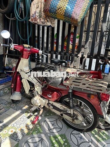 Honda DH Đỏ