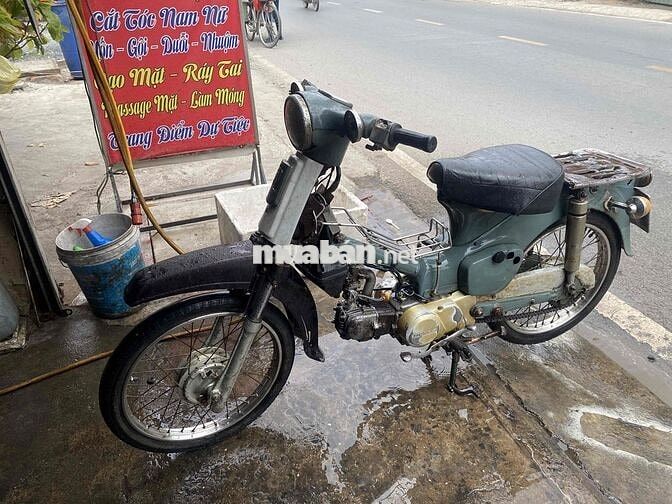 Honda Cub Xám