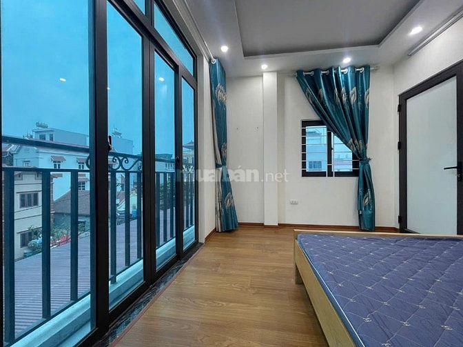 Bán Gấp Nhà Cực Đẹp Phố Hoàng Ngân -Thanh Xuân 42m² x 5T Giá 7.6 Tỷ