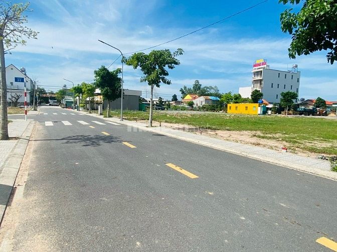 Cần Bán Lô Đất Ngay Khu Công Nghiệp VSIP 3 Tân Uyên. Mặt Tiền DT. 741