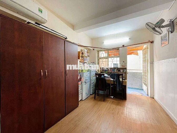 Chỉ 2Tỷ750 cho căn hộ[Quận10].[6 x10]m, 60m2, 3 phòng, sổ hồng riêng.