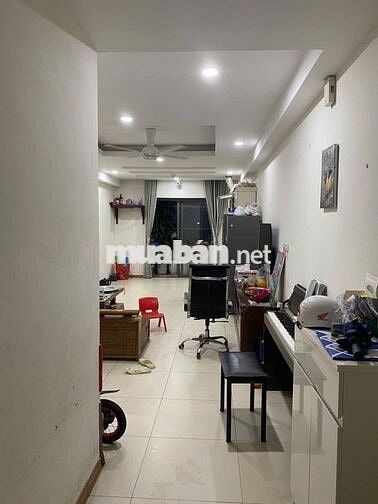 Chính chủ bán căn 2 ngủ 2 vs tòa Handiresco 31 Lê Văn Lương, giá 7 tỉ