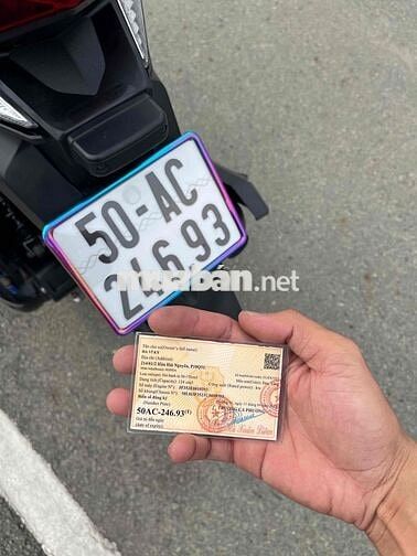Honda Click Thái Đen Vàng