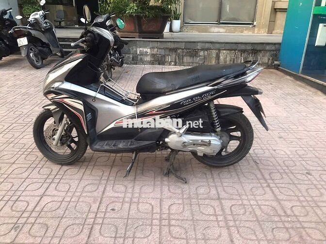 Honda Air Blade Đen bạc