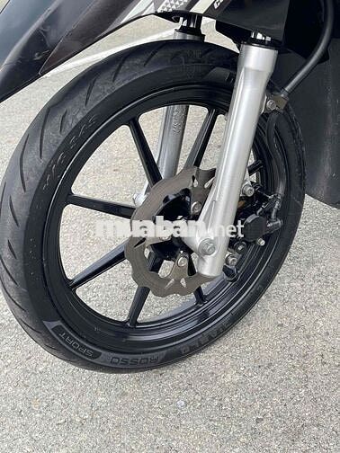 Honda Click Thái Đen Vàng