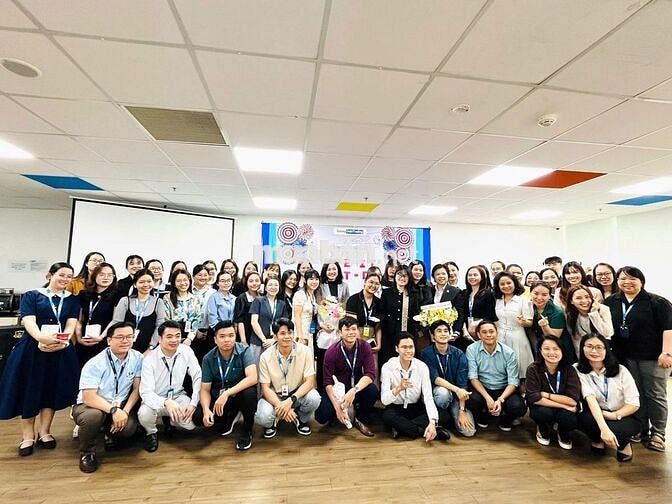 NHÂN VIÊN HỖ TRỢ THANH TOÁN QUA ĐIỆN THOẠI
