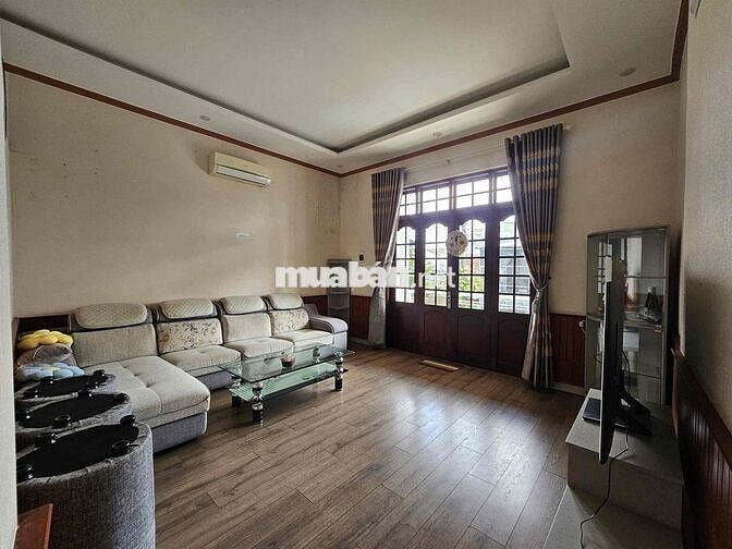 Cho Thuê Biệt Thự Hơn 400m2 Amakhe