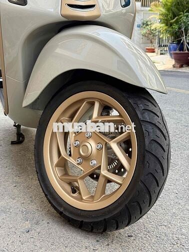 Piaggio Vespa Sprint 125cc 2026 Kỷ niệm 80 năm