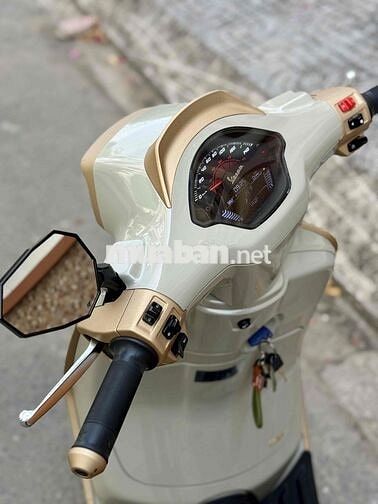 Piaggio Vespa Sprint 125cc 2026 Kỷ niệm 80 năm