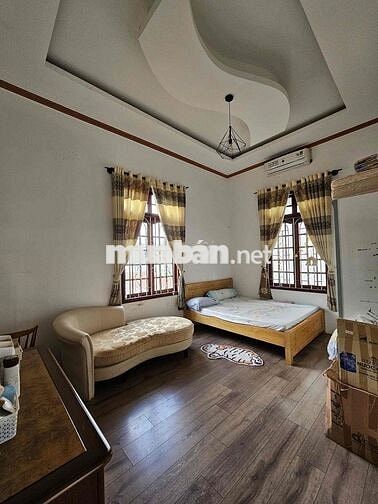 Cho Thuê Biệt Thự Hơn 400m2 Amakhe