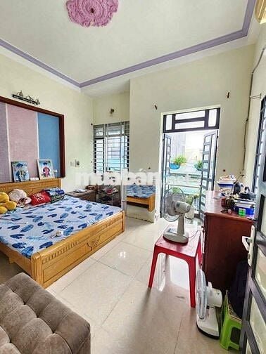 NHÀ ĐÔNG HOÀ 100M2 SÂN Ô TÔ -GIÁ CHỈ 990 TRIỆU