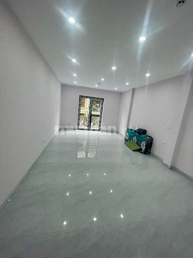 Bán nhà mặt phố Phạm Thật Duật 55m, 8 tầng, mt 4.2m. Giá: 37 tỷ