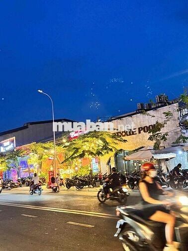 Cho thuê Mặt Tiền 1A đồng Nai Q10- 20x40m- giá 200 Triệu
