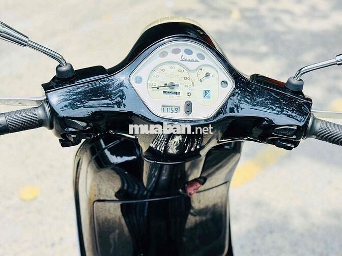 Piaggio Vespa LX 150cc Biển 5678 VIP