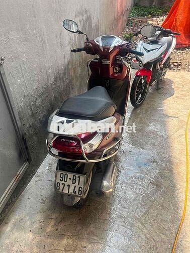 Honda Lead 125 Đỏ