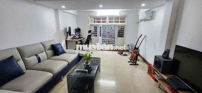 bán nhà đường trưng nữ vương ngay chợ mới