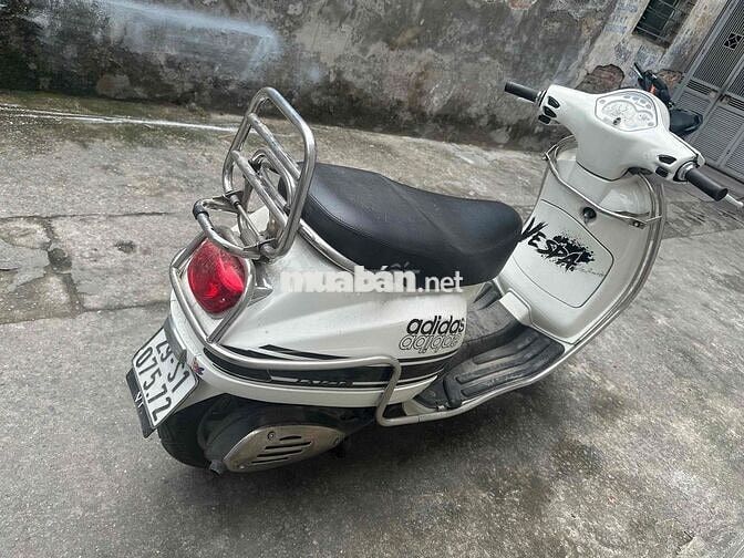 Piaggio Vespa màu Trắng phun xăng điện từ