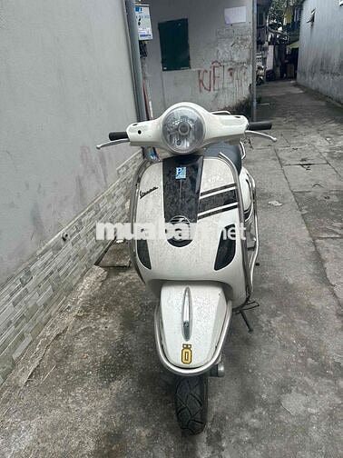 Piaggio Vespa màu Trắng phun xăng điện từ