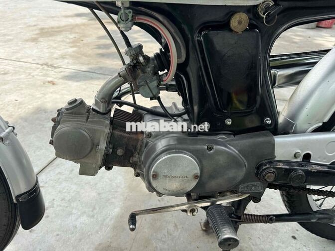 Honda CL50 màu Bạc