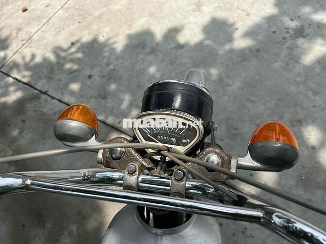 Honda CL50 màu Bạc