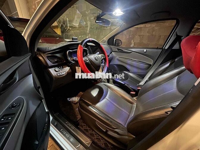 Vinfast Fadil Base 2021 Trắng 68.500 km
