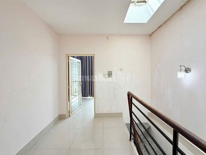 Nhà hẻm 3m Trần quang khải ,Q1, 3,2x13m(40m2),trệt 3 lầu(8pn), 7,8tỷtl
