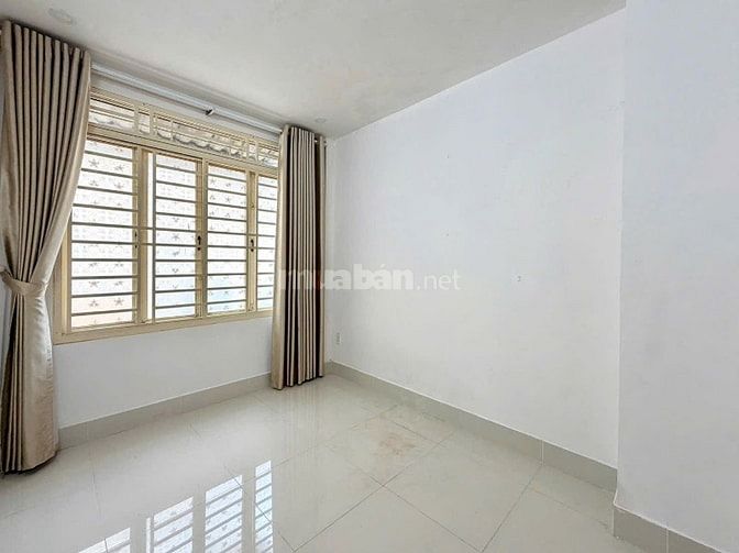 Nhà hẻm 3m Trần quang khải ,Q1, 3,2x13m(40m2),trệt 3 lầu(8pn), 7,8tỷtl