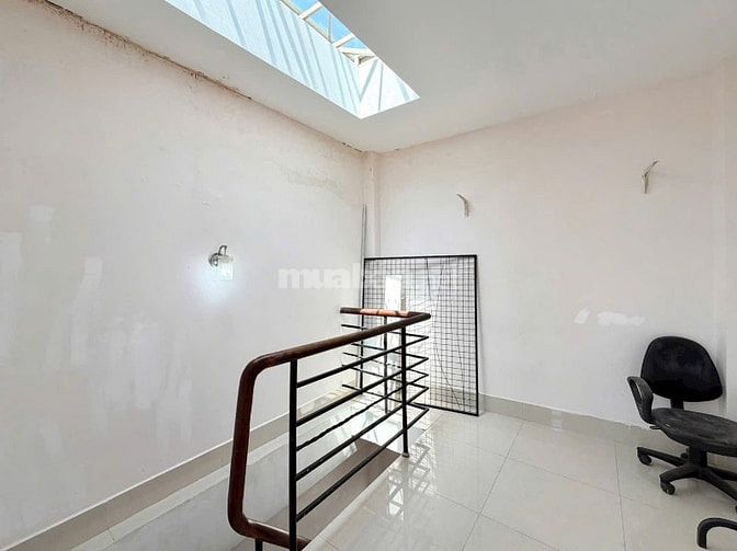 Nhà hẻm 3m Trần quang khải ,Q1, 3,2x13m(40m2),trệt 3 lầu(8pn), 7,8tỷtl