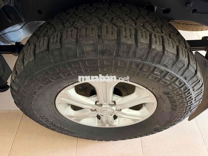 Nissan Navara XE 2012 tự động 4x4 2.5TD