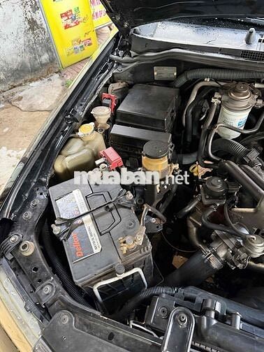 Nissan Navara XE 2012 tự động 4x4 2.5TD
