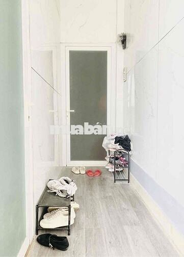 Phòng trọ Huỳnh Tấn Phát quận 7 gác lửng ban công mát