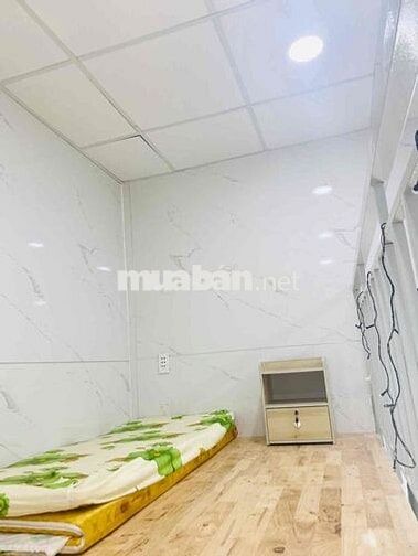 Phòng trọ Huỳnh Tấn Phát quận 7 gác lửng ban công mát