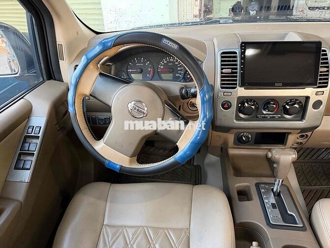 Nissan Navara XE 2012 tự động 4x4 2.5TD