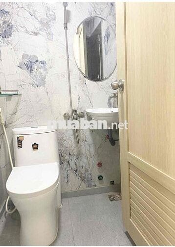 Phòng trọ Huỳnh Tấn Phát quận 7 gác lửng ban công mát