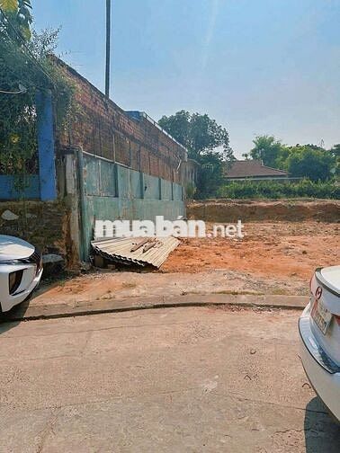 Bán lô đất mặt tiền đường 3,75, cách mạng tháng tám Đà Nẵng 