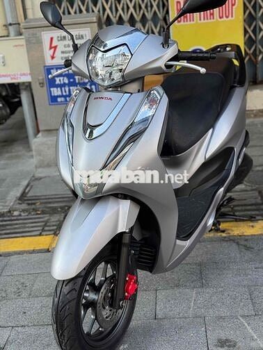Honda Lead 4val màu Bạc biển 43