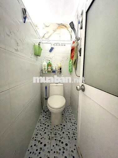 BÁN NHÀ ĐỐI DIỆN CHỢ PHẠM VĂN HAI TÂN BÌNH
