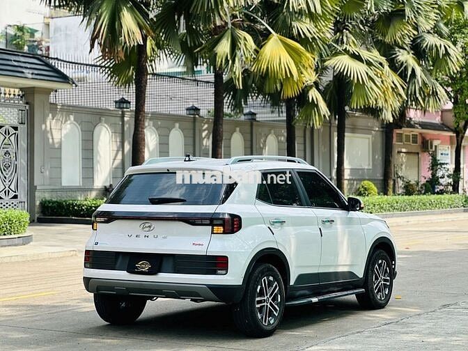 Hyundai Venue 2024 Đặc Biệt 18000 km