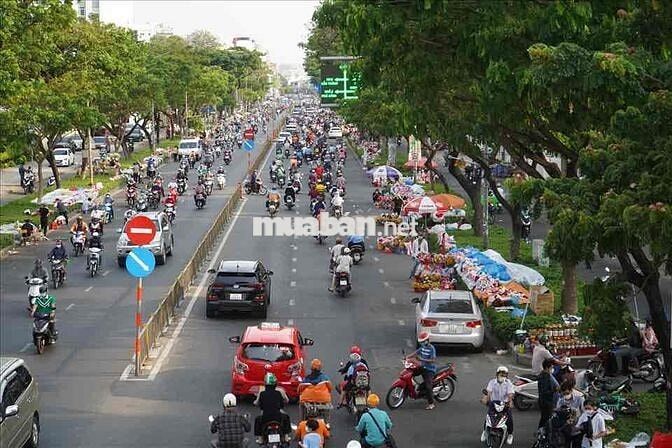 [Cho Thuê Gấp ] MT N.V.Cừ Q1 10x10m 2T 70Triệu