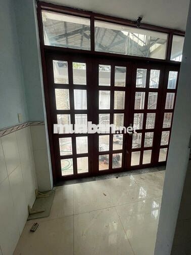 Hot,Q.5.Nhà nguyên căn đối diện BV Nguyễn Tri Phương ở & phòng khám,vp