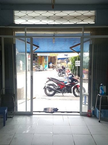  CHO THUÊ MẶT BẰNG KINH DOANH NGAY GÓC NGÃ TƯ - TRUNG TÂM PHÚ NHUẬN