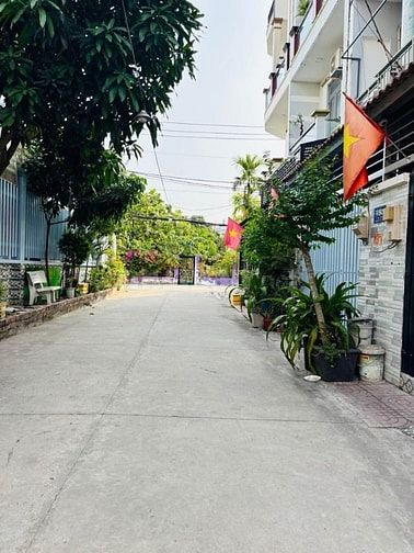 BÁN ĐẤT ĐẸP PHƯỚC KIỂNG  ĐƯỜNG 6M  GIÁ 5,7 TỶ TL