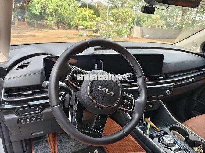 Kia Carnival Signature HEV 2025 Trắng
