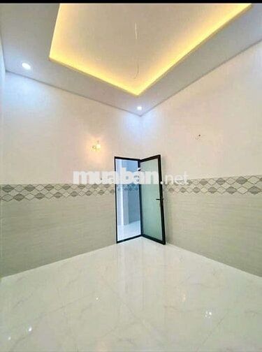 Bán nhà cấp 4 sổ hồng riêng, dt 118m2 ngay chợ Quy Đức giá 760triệu