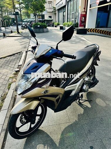 Yamaha Nouvo 5 màu Tím