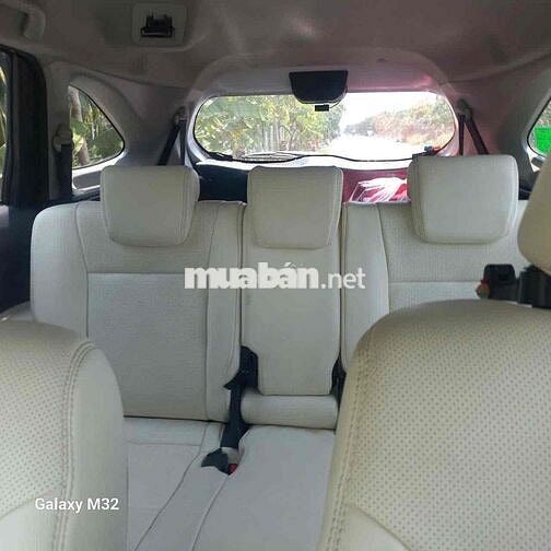 Toyota Veloz 2022 Cao cấp Trắng