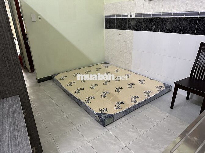 Phòng trọ Bình Thạnh: gần cầu Thị Nghè, tầng trệt, full nội thất