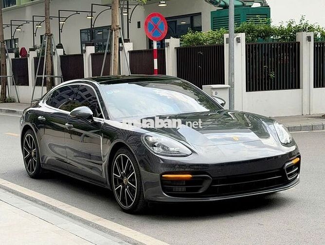 Porsche Panamera 4 Executive 2021