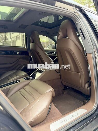 Porsche Panamera 4 Executive 2021